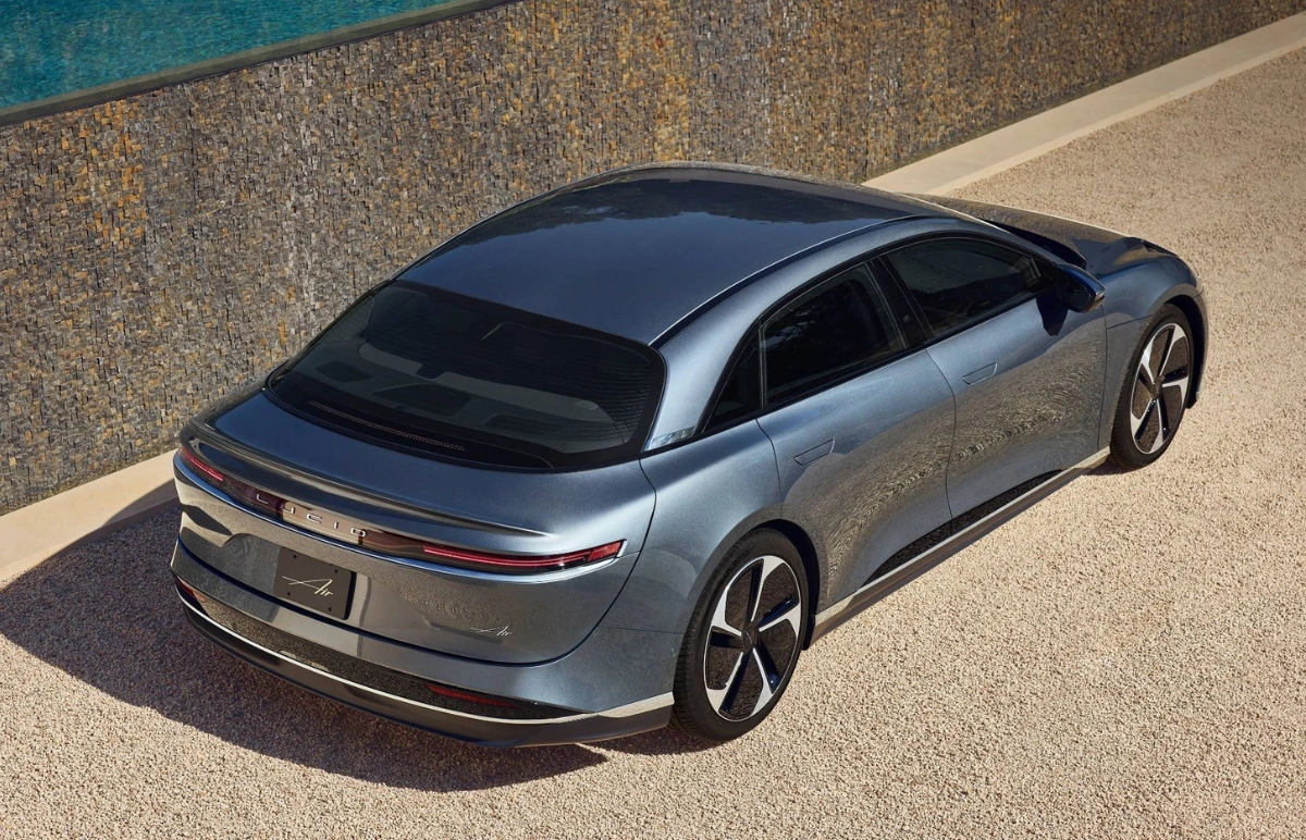 Bentley EV Features Drumbeat Engine Soundtrack